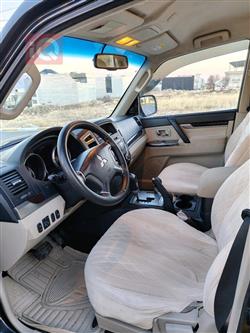 ميتسوبيشي باجيرو